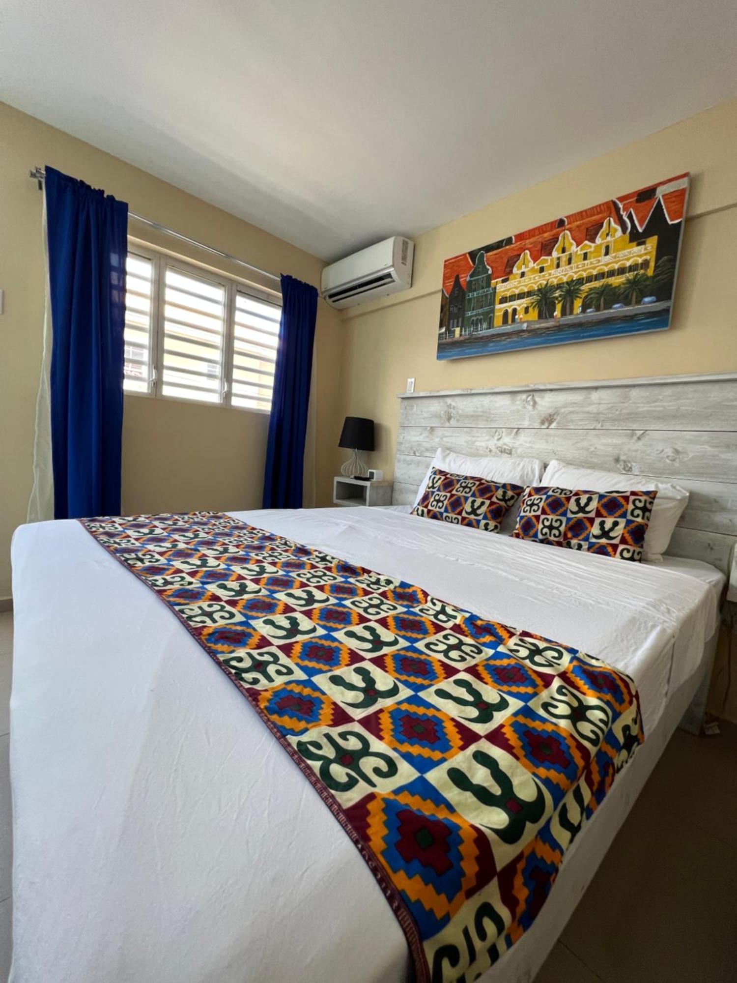 Mustique Suites Curacao Виллемстад Экстерьер фото